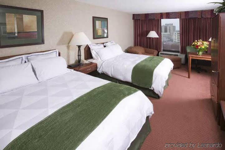 Rodeway Inn Akron Room photo